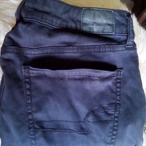 American Eagle Outfitters Super Super Stretch x . Hi - Rise Jeggins Pants.